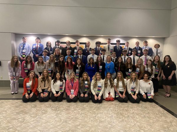 All FBLA members that went to state smiling together after competing.
